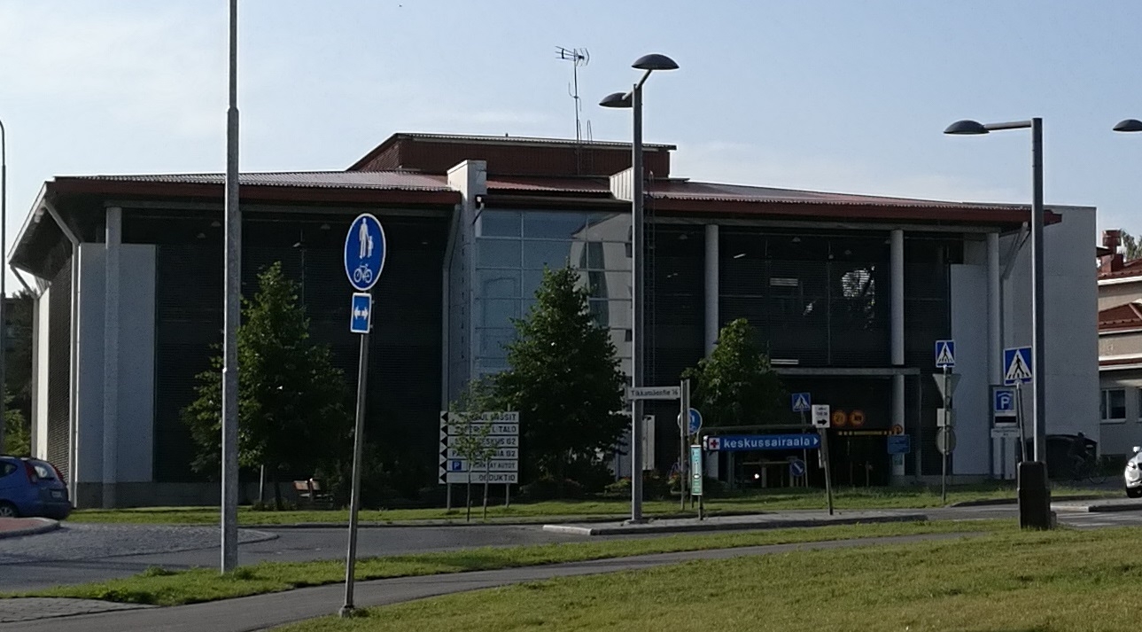 Pys&auml;k&ouml;intitalo P1